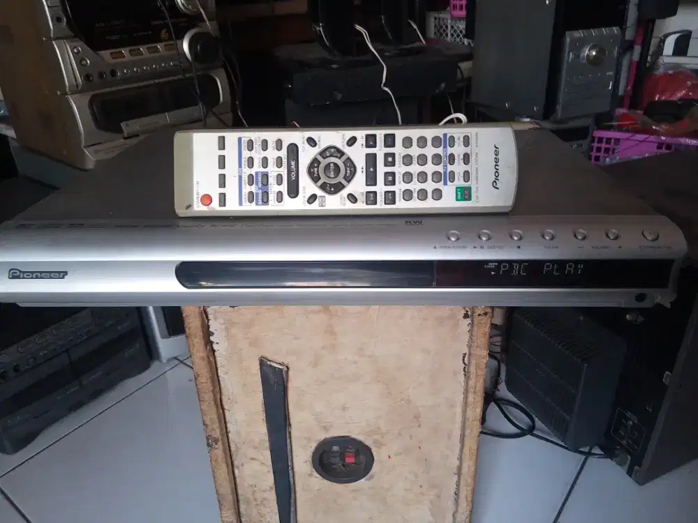 Pioneer Amplifier Home Theater 5.1, CD jalan, remote, Aux& radio ok