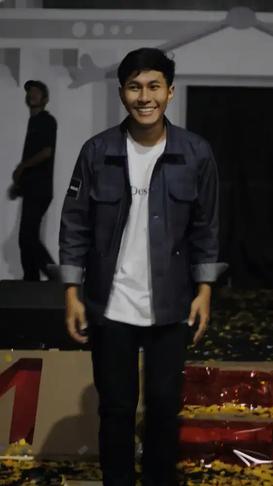 mencari pekerjaan apa saja