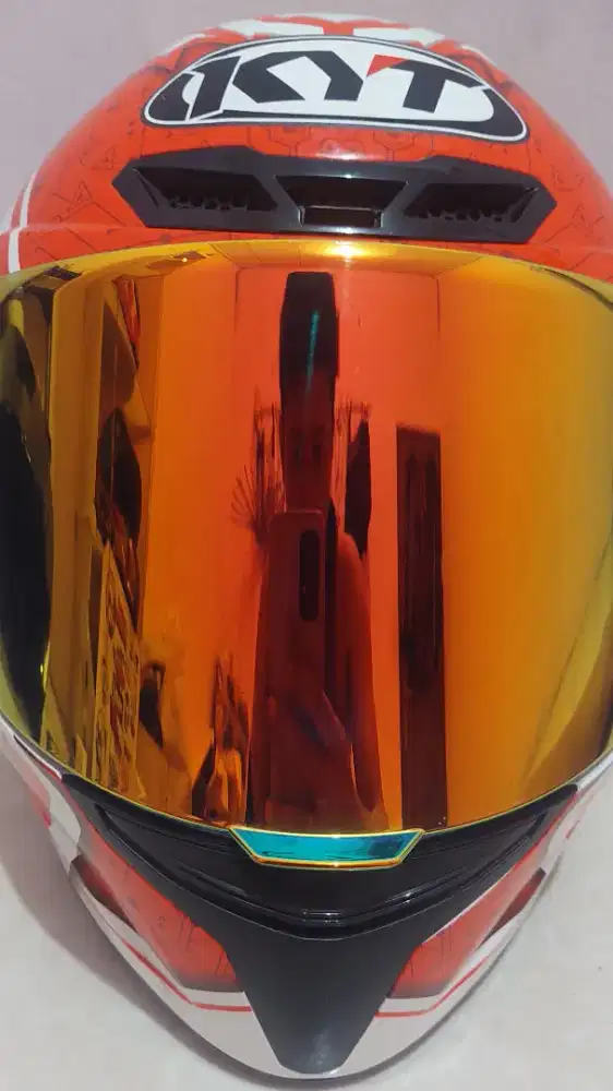 KYT TTC Mario size M