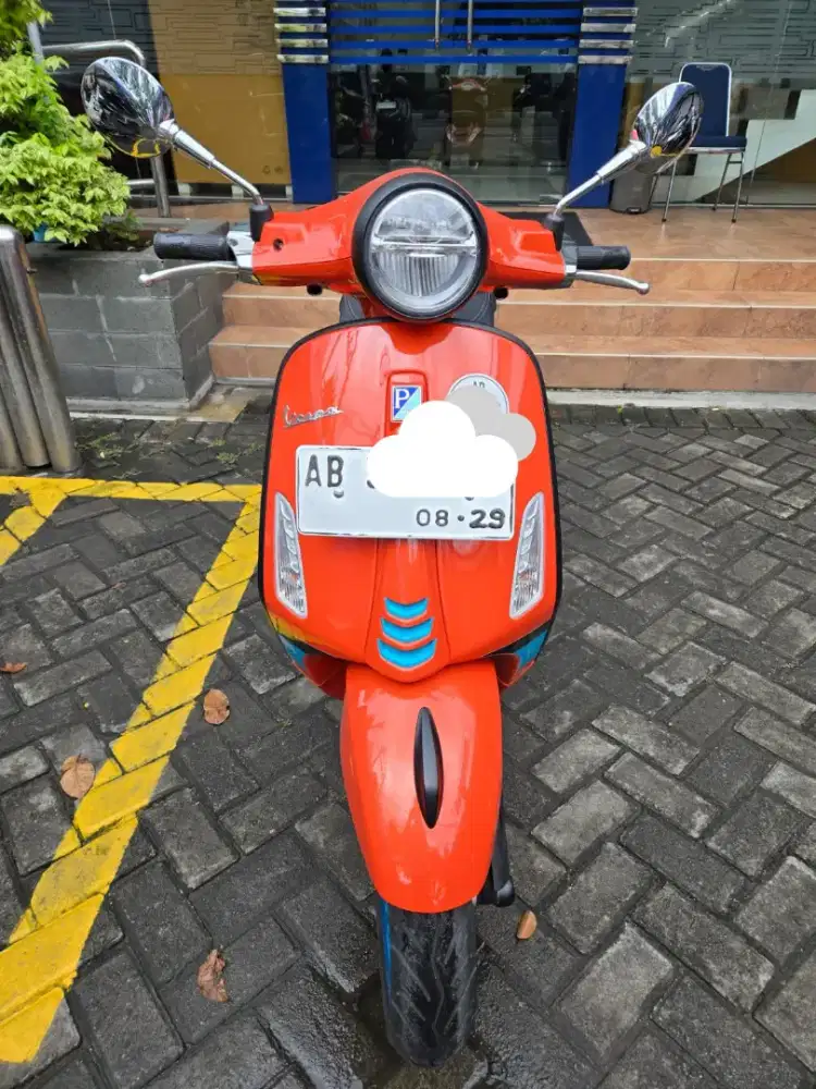 Vespa color vibes primavera limited edition