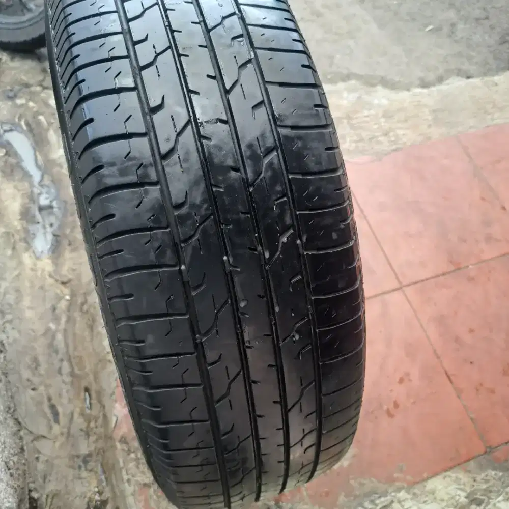 Ban 205 65 15 bridgestone b390