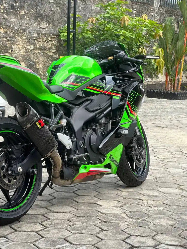ZX-25 RR  ABS 2022