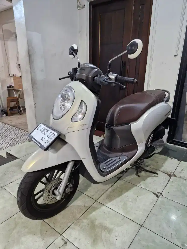 SCOOPY 2024 KEYLESS, GRATIS BALIK NAMA DKI, FULL ORSINIL, MESIN SEHAT