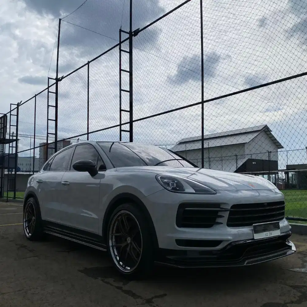 Porsche Cayenne Coupee 3.0 ATPM Tahun 2023