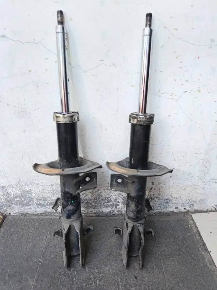 Shock Absorber Grand Livina 2014