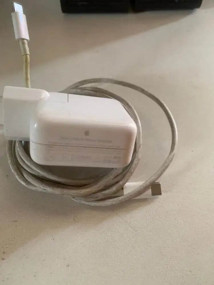1 set kabel dan adaptor magsafe Type C macbook pro / air original ibox