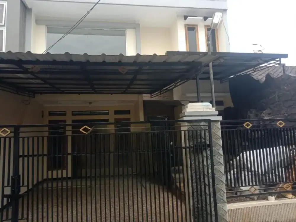 TURUN HARGA ! RUMAH NYAMAN DAN AMAN DENGAN ONE GATE SYSTEM DI CISARANTEN WETAN