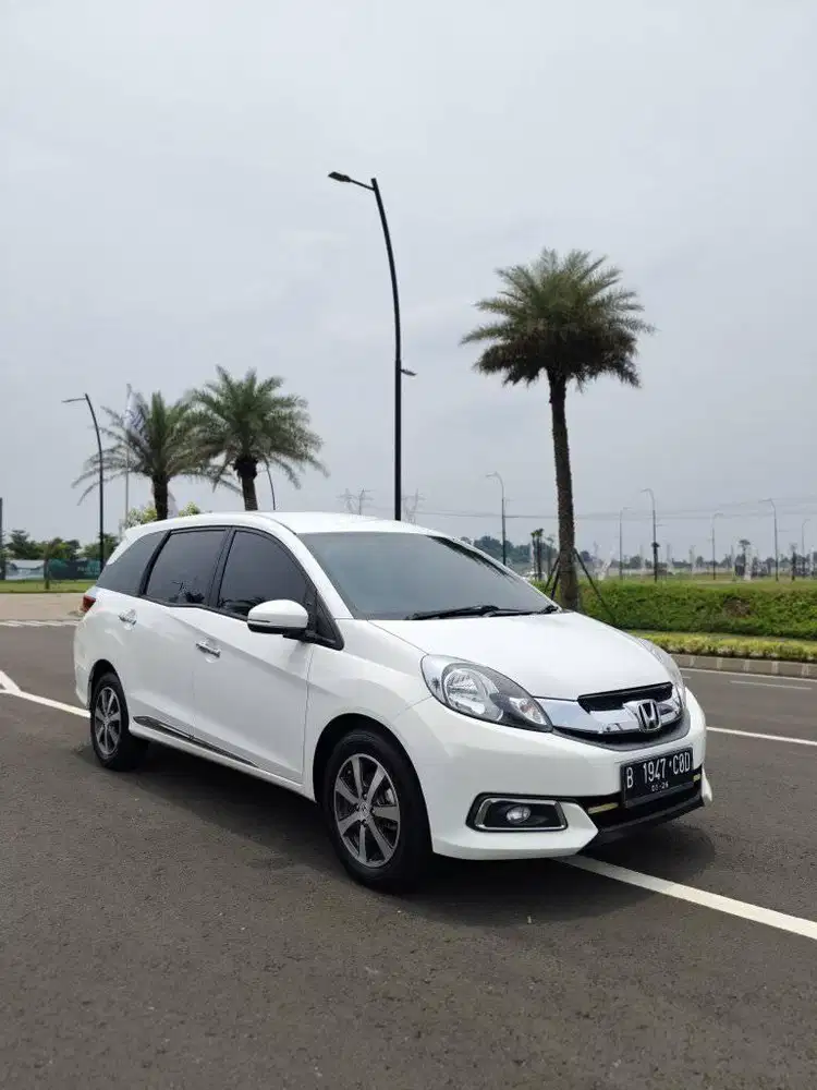 Angs 3.450
Honda Mobilio E Prestige AT 2016