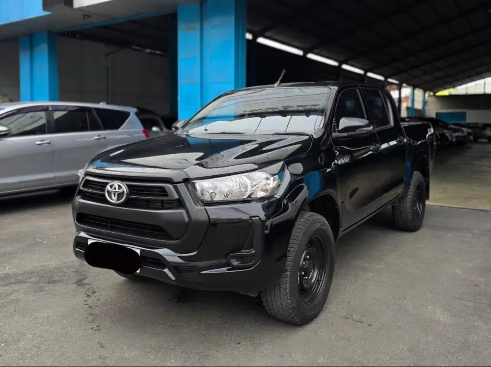 ( TDP 59 JUTA) Toyota Hilux 2.4 E Double Cabin (4x4) Manual 2023