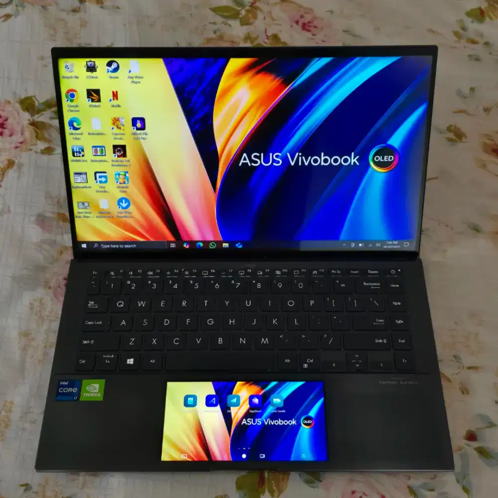 Asus zenbook OLED touchscreen intel core i7 16gb Nvme 1tb nvidia