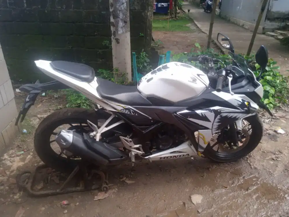 CBR 150 FACELIFT 2016