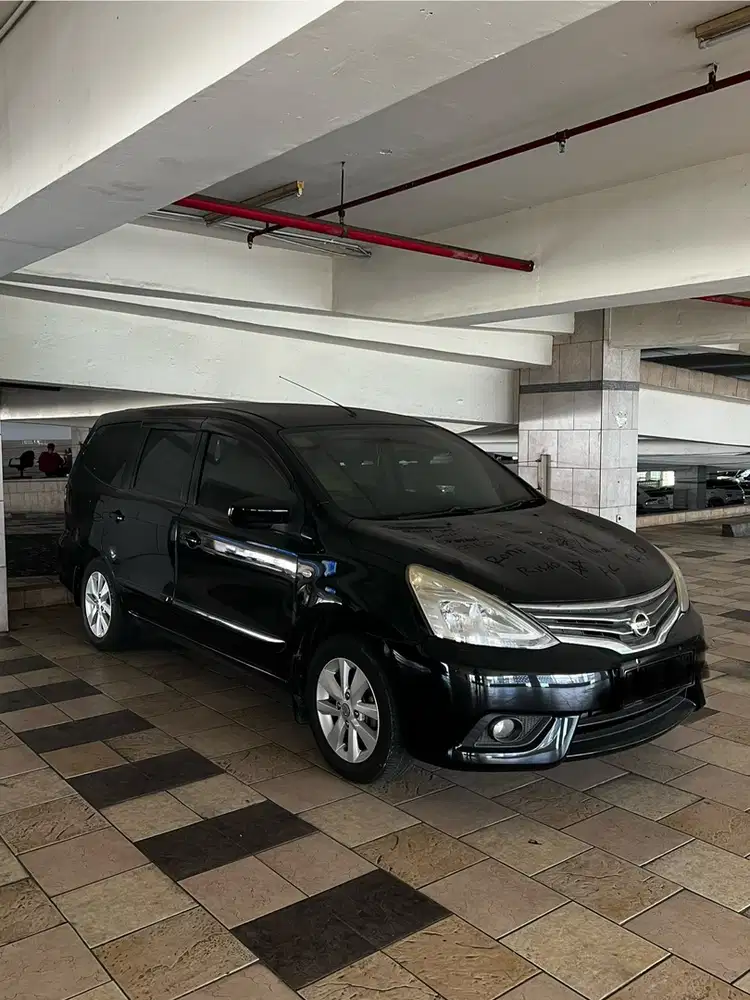 Nissan Grand livina 2013 Bensin