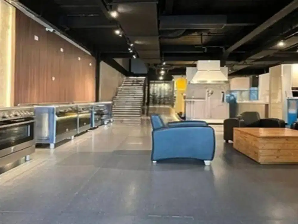 GEDUNG SIAP PAKAI JL Letjen S Parman Jakarta Barat