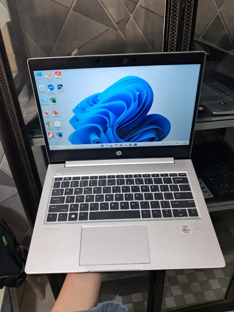 HP 430 G7, i5gen10, ram 16gb, ssd 256gb, FHD