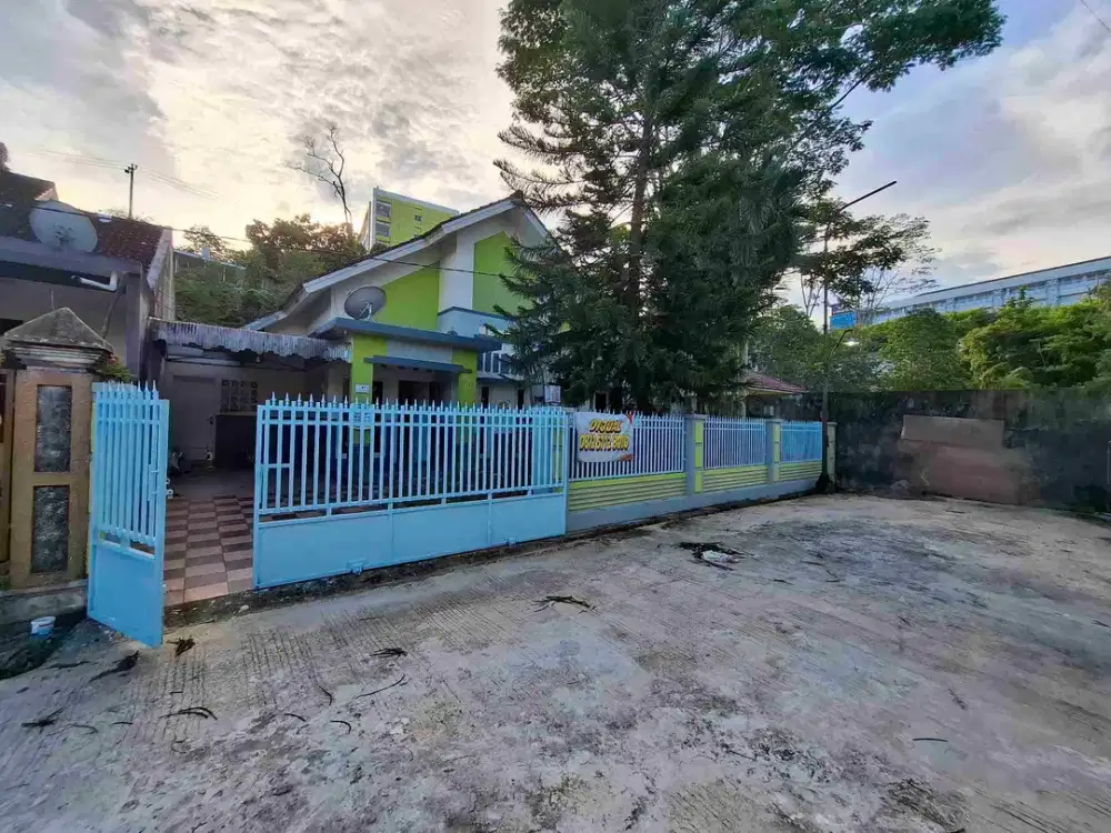 Dijual Rumah Tengah Kota