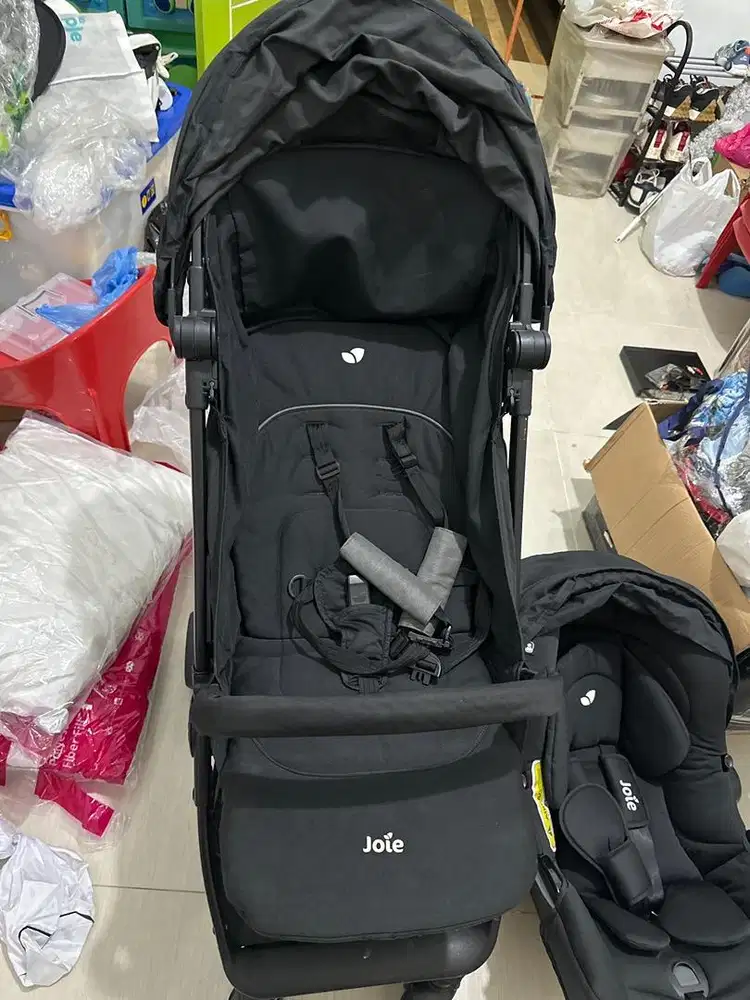 Stroller anak masih bagus