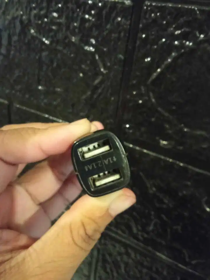 Charger Mobil Original Vivan