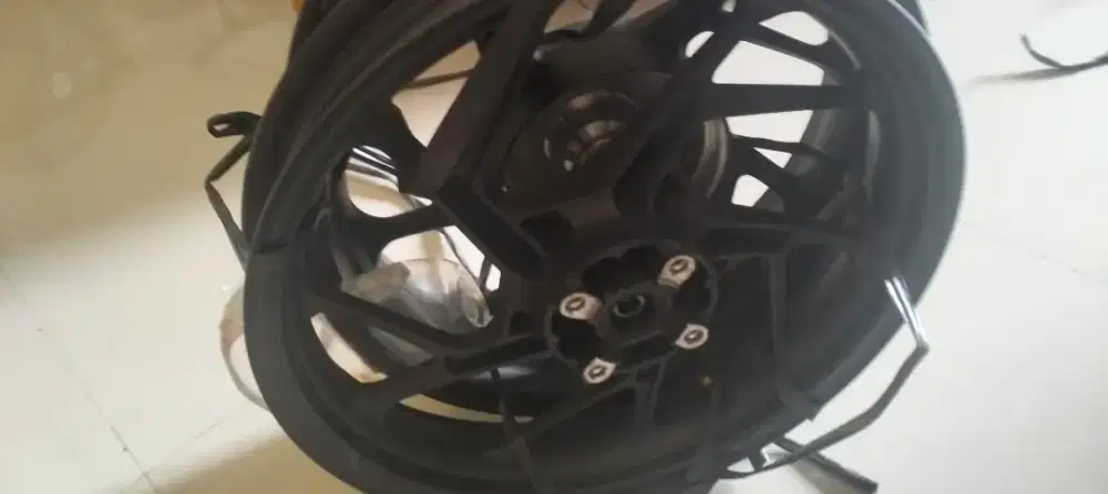 Velg Vario 160 new no minus pemakaian 4 bulan non ABS