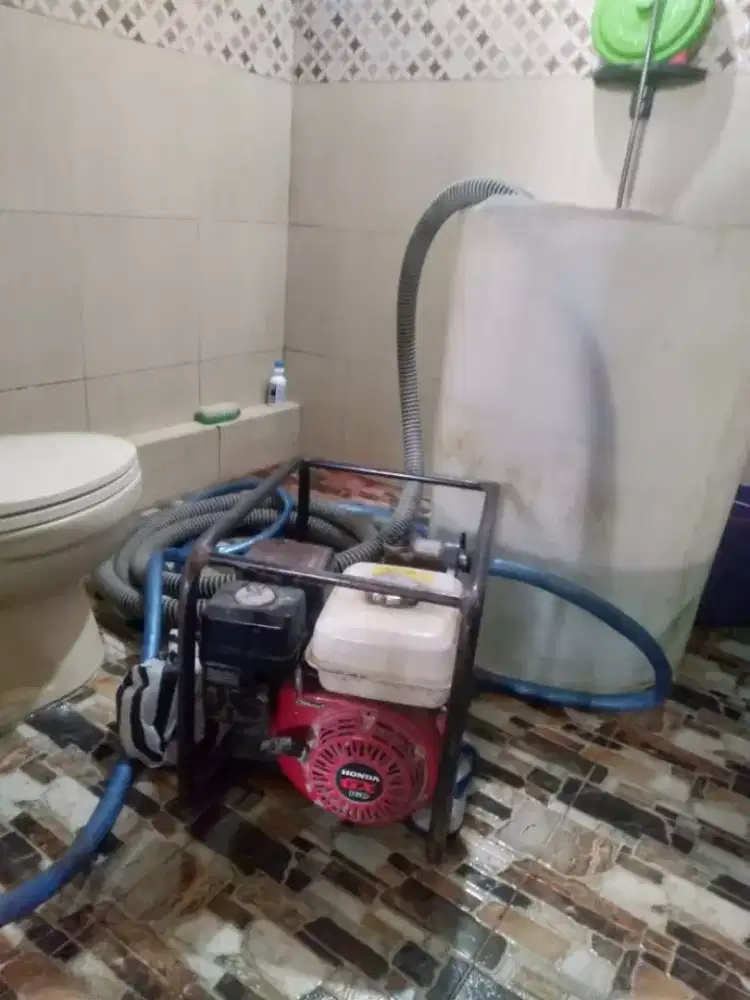 Sumur, ledeng, sedot WC