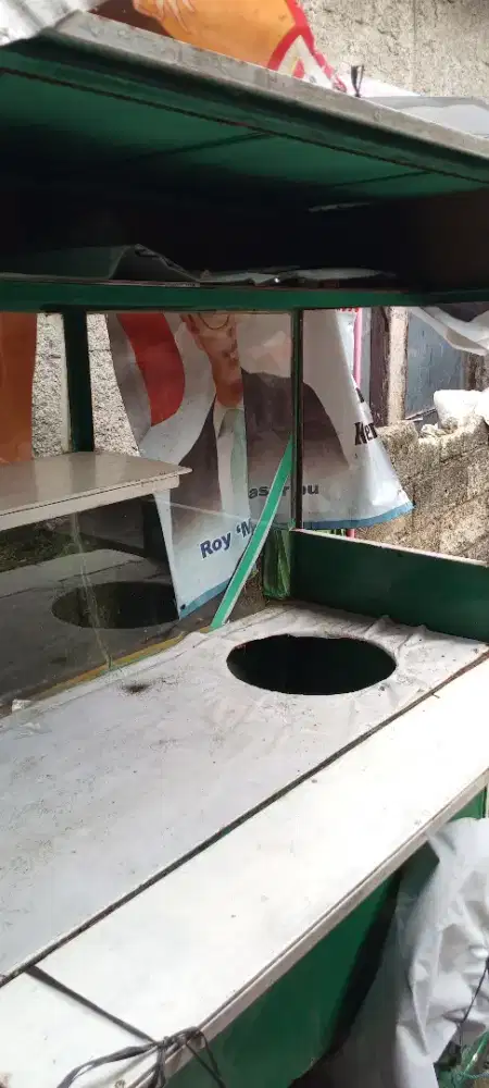 GEROBAK JUALAN KELILING