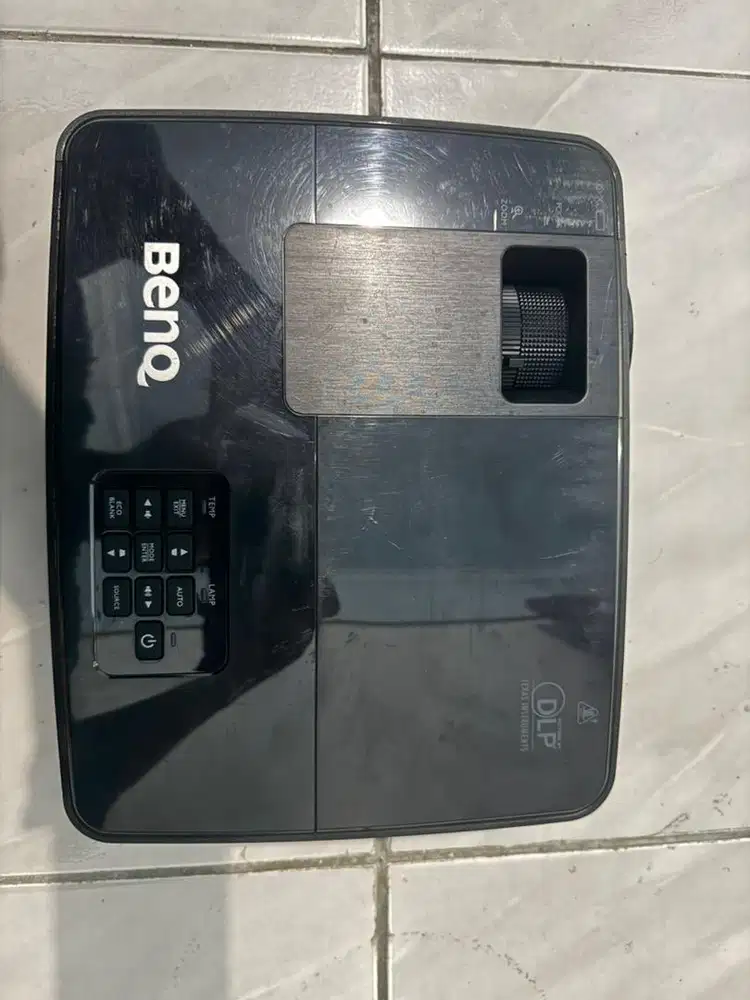 Proyektor benq ms505