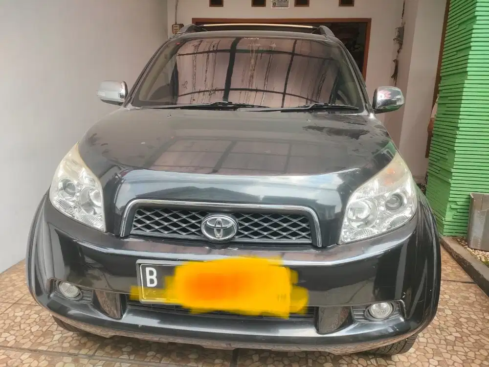 Dijual Mobil Toyota Rush