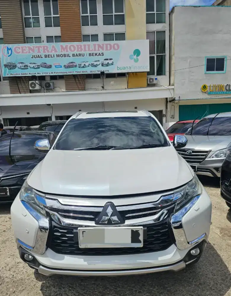 Pajero Dakar 4x2 AT 2018 PUTIH istimewa dp 45 jt