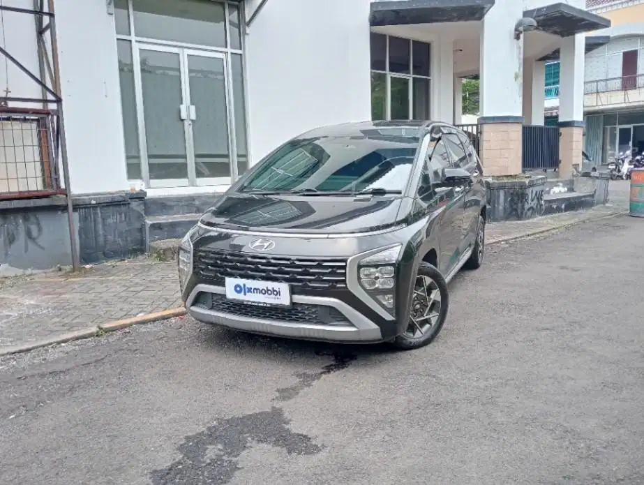 Like New - HYUNDAI STARGAZER 1.5 PRIME BENSIN A/T 2024 HITAM