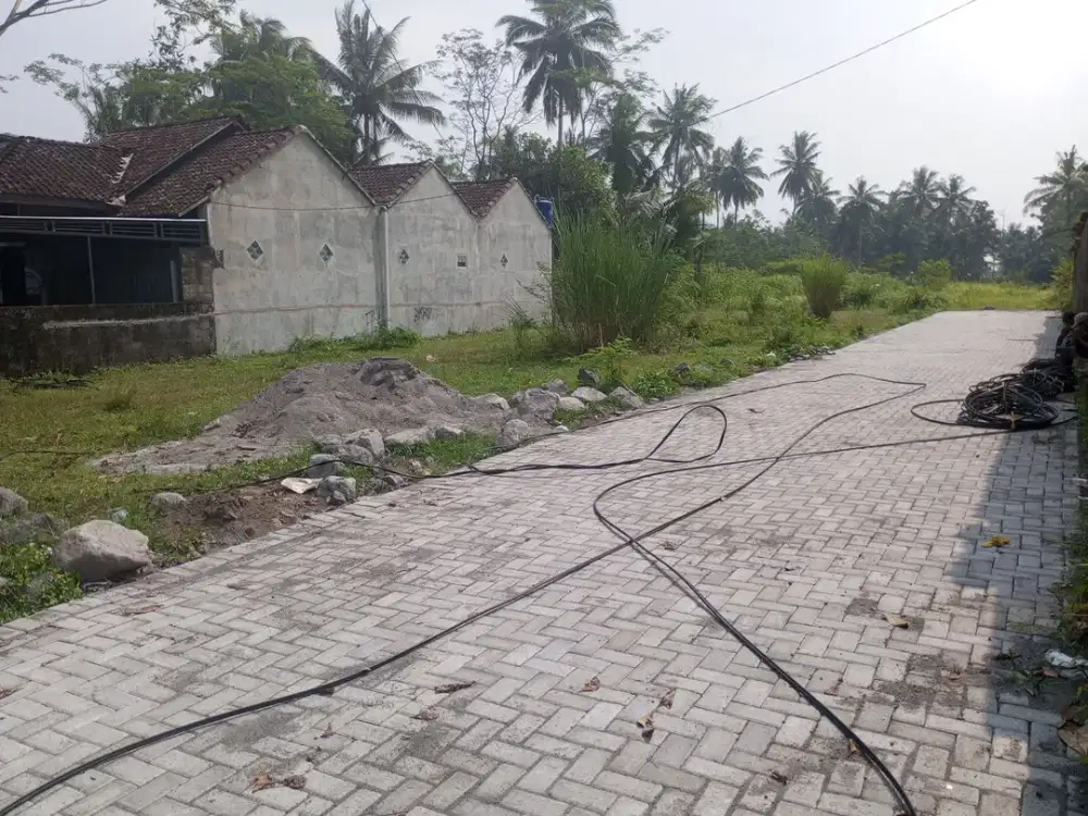 Tempel, Tanah Sleman Jogja, dekat SMPN 1 Tempel