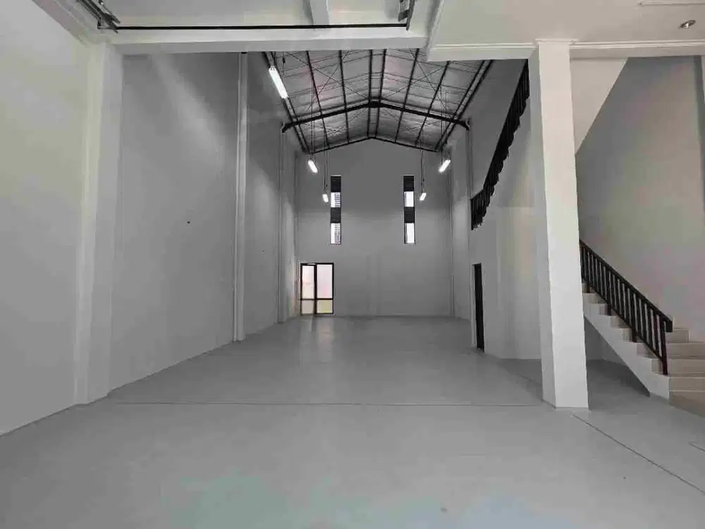 DISEWAKAN GUDANG BIZPARK PIK 2