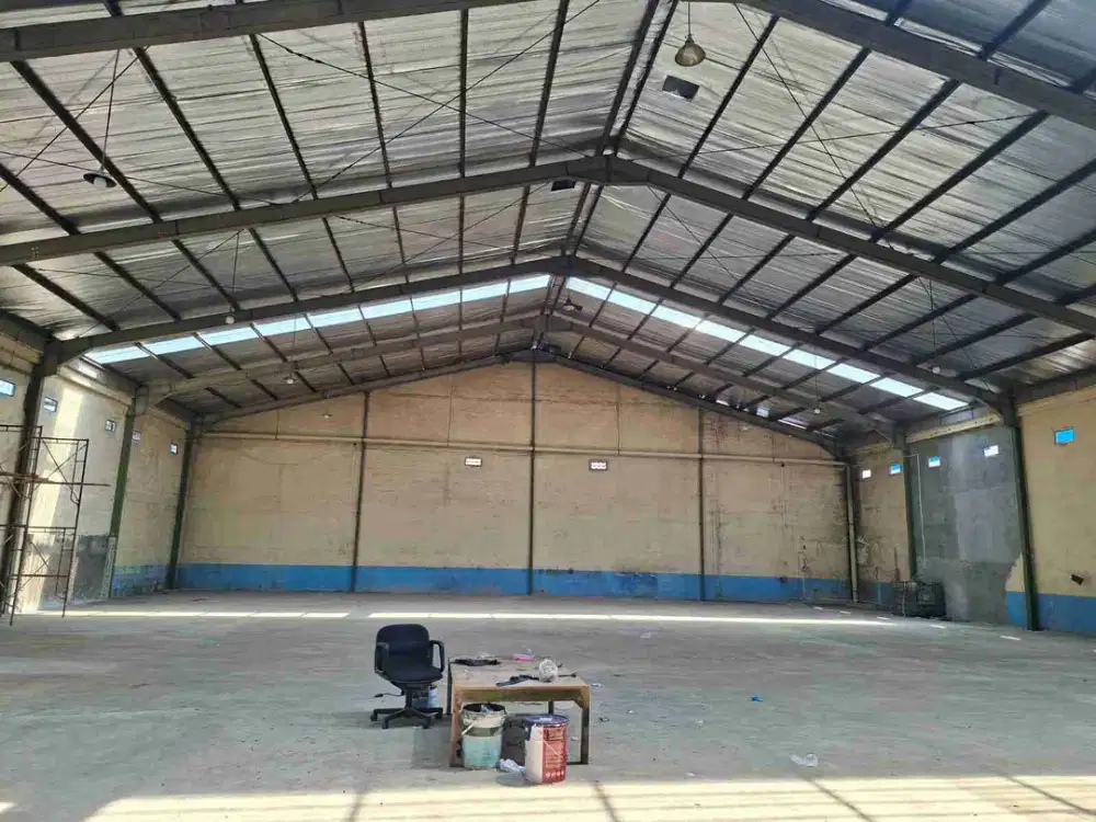 Gudang dan mes karyawan siap pakai di babelan bekasi utara