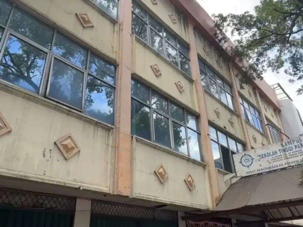 Kebayoran baru LT 438 m2 dijual mendekati NJOP