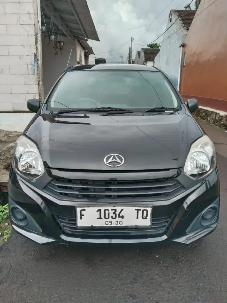 Di jual mobil Daihatsu Ayla manual 2021