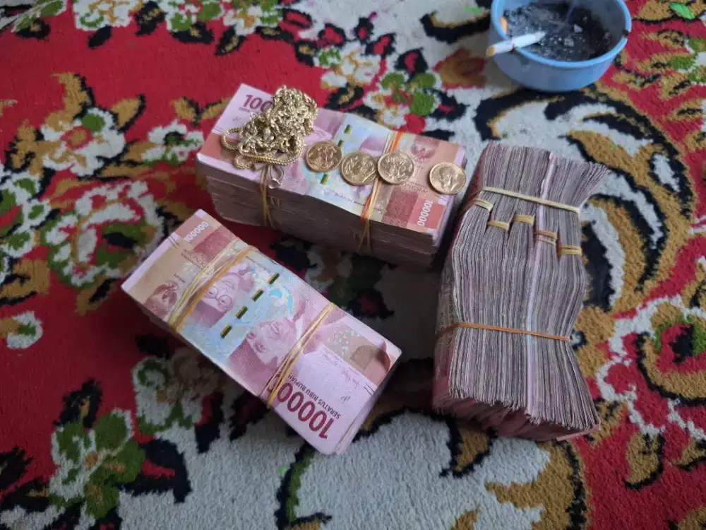 Beli Emas Harga Tinggi