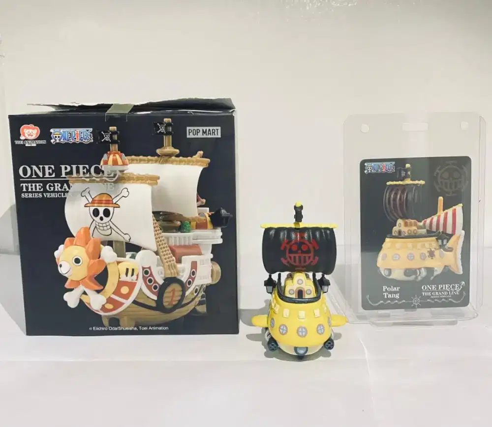 POP MART One Piece Grand Line Series Ship - Trafalgar Law