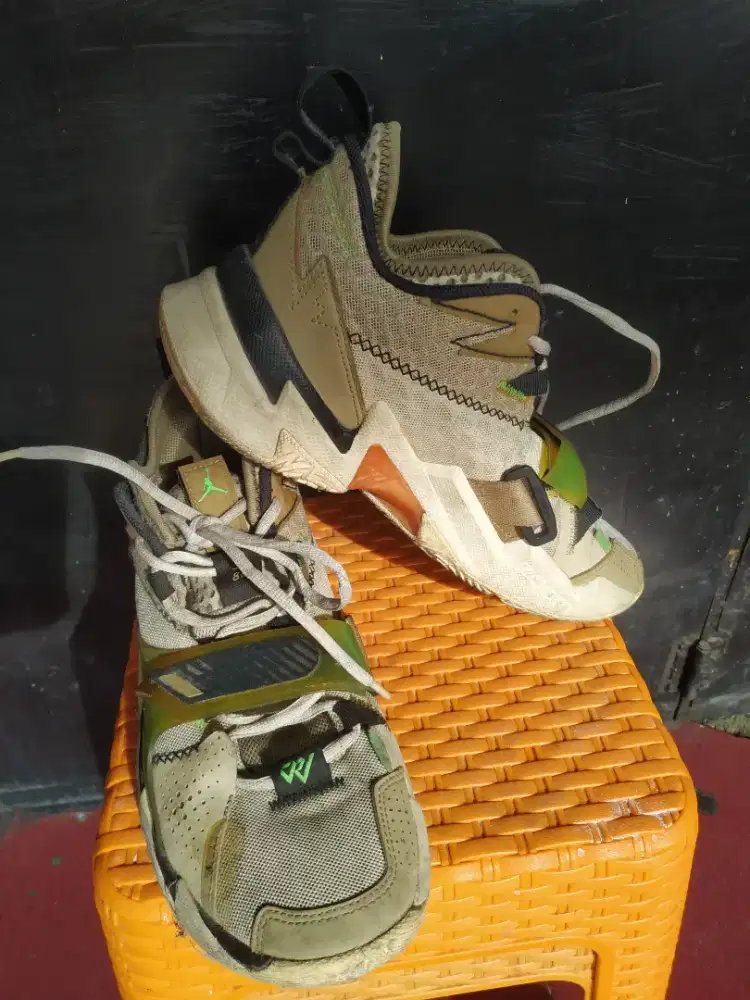 Sepatu basket jordan