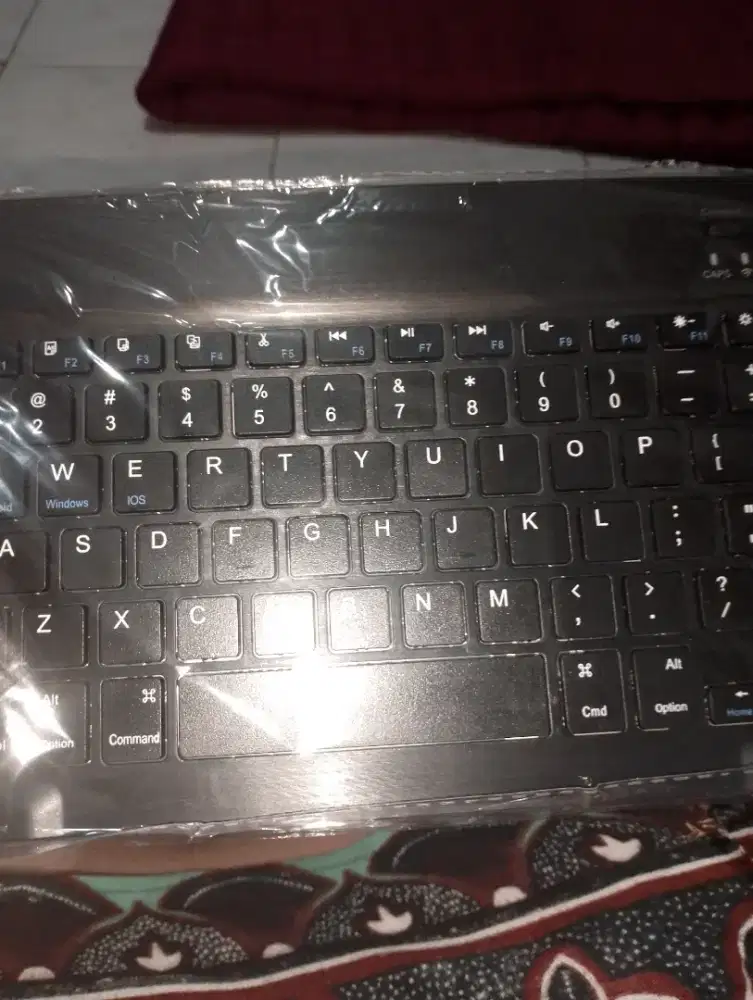 Dijual Keyboard Bluetooth