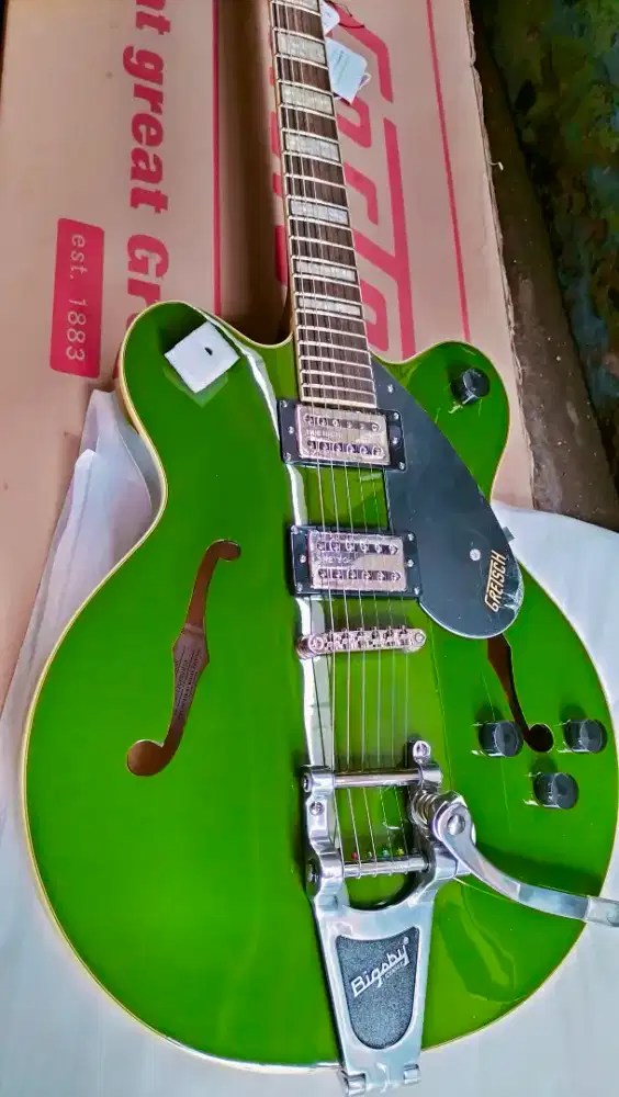 gretsch G2622T hollow body