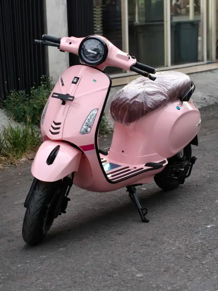 VESPA LISTRIK BISA COD