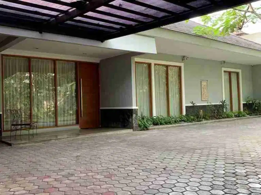 Dijual Rumah Mewah di Pejaten Barat