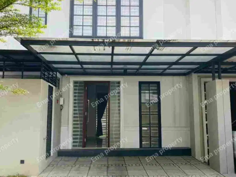 Disewakan rumah semi furnish di  Grand Harvest Surabaya Barat