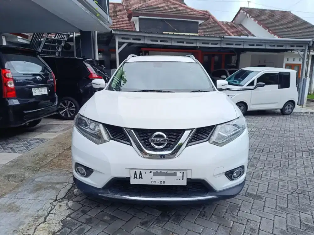 Dijual Nissan Xtrail Matic 2016
