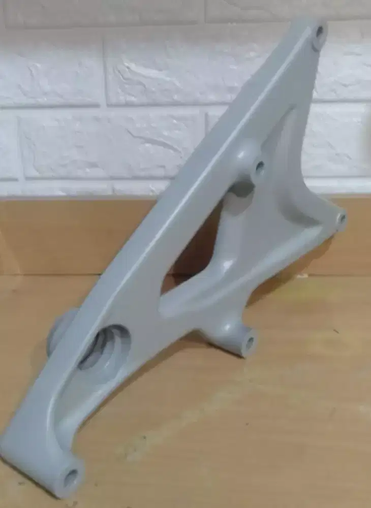 SWING ARM VARIO 125 LED DUDUKAN KNALPOT VARIO 125 LED