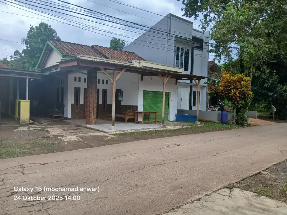 Di jual rumah+ ruko