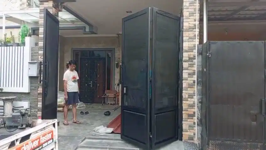 pagar rumah lipat bahan holo galvanis