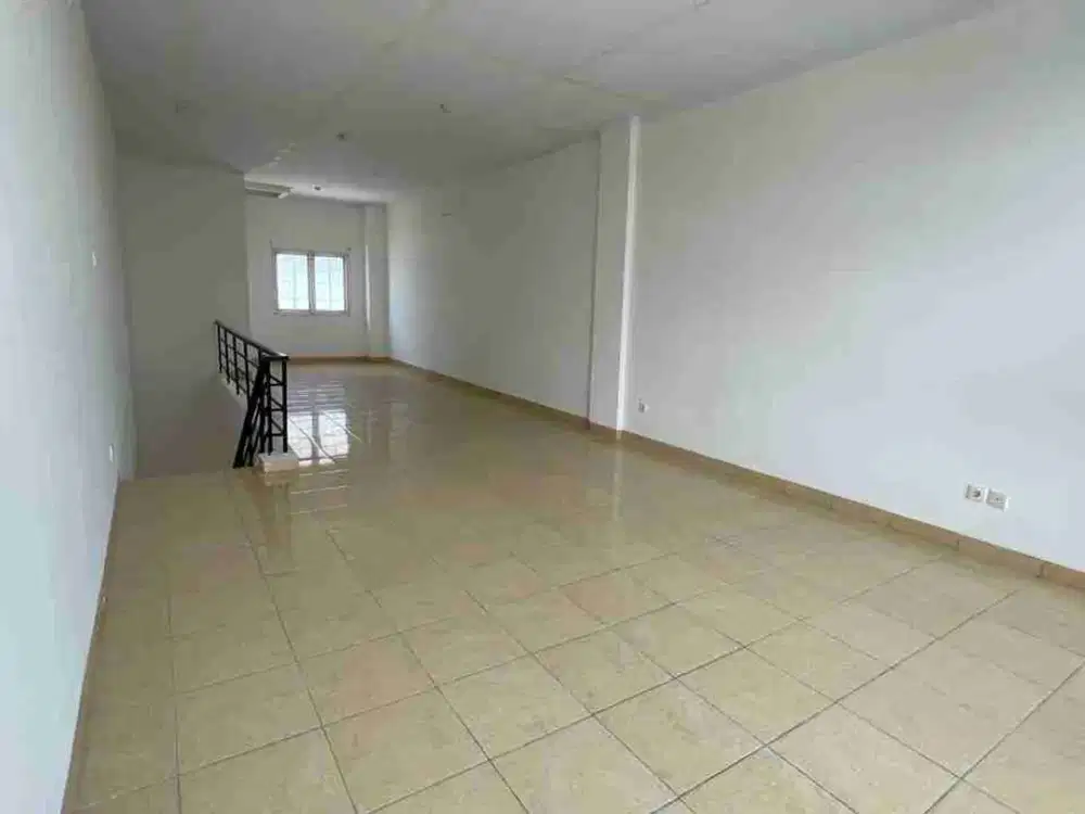 dijual ruko gandeng bolsena dekat UMN gading serpong