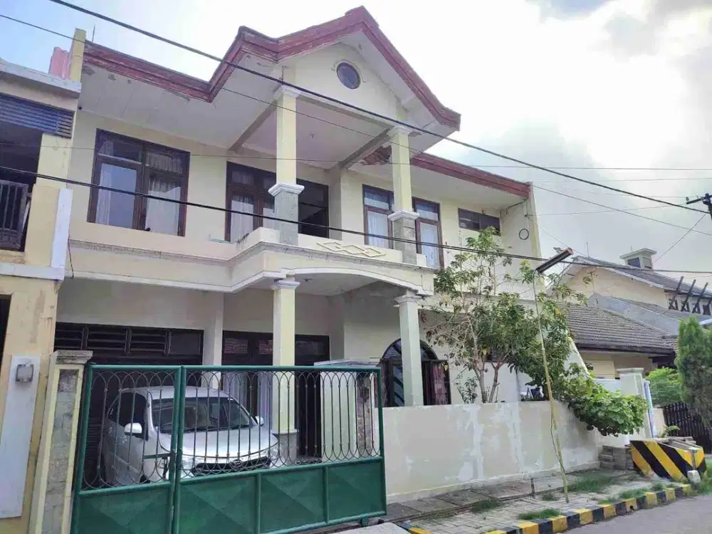 MURAH RUMAH POKCAN 3 LANTAI DEKAT PINTU TOL, DEKAT RS,DEKAT SEKOLAH