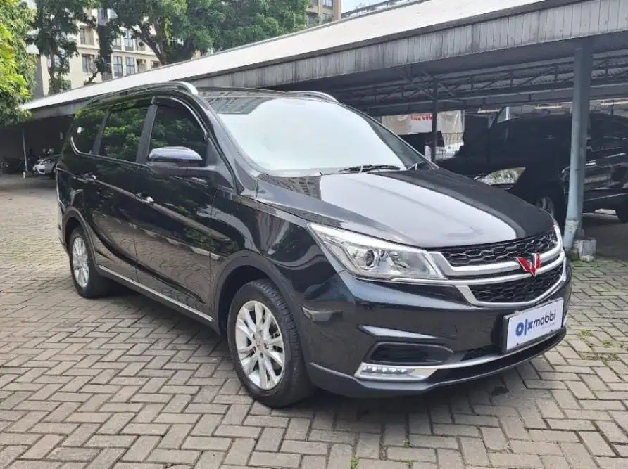 DP MURAH Wuling Cortez 1.5S T Lux Bensin-AT 2021 Hitam CNZOB