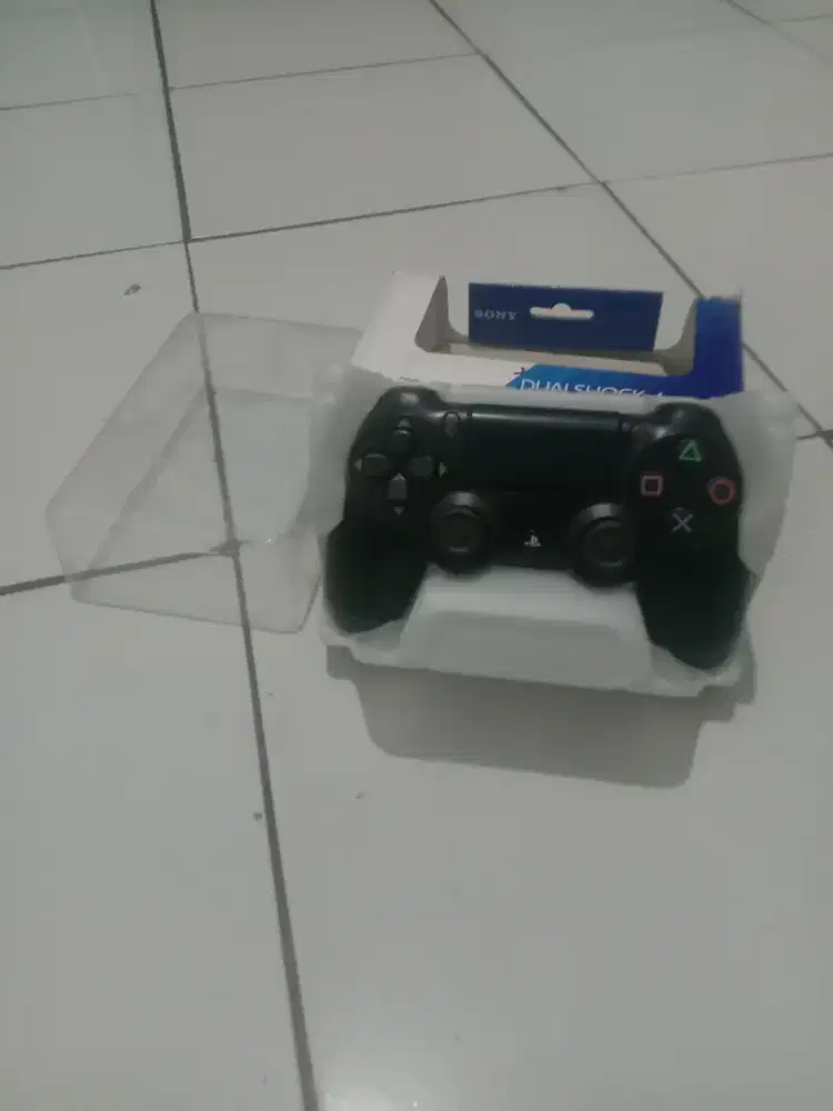 Dualshock 4 wireless controller ORI