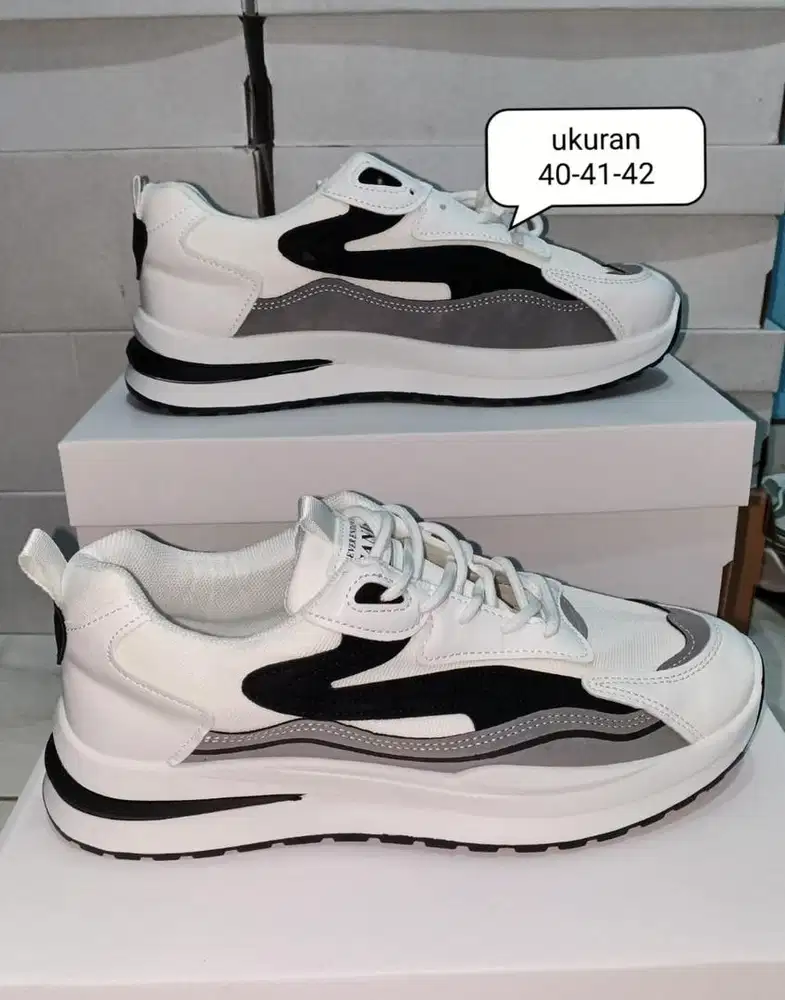 SEPATU PRIA / WANITA
